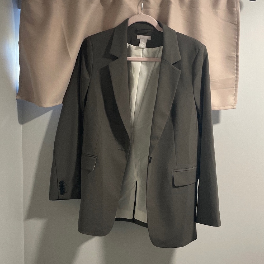 H&M small grayish-green blazer with one  button closure